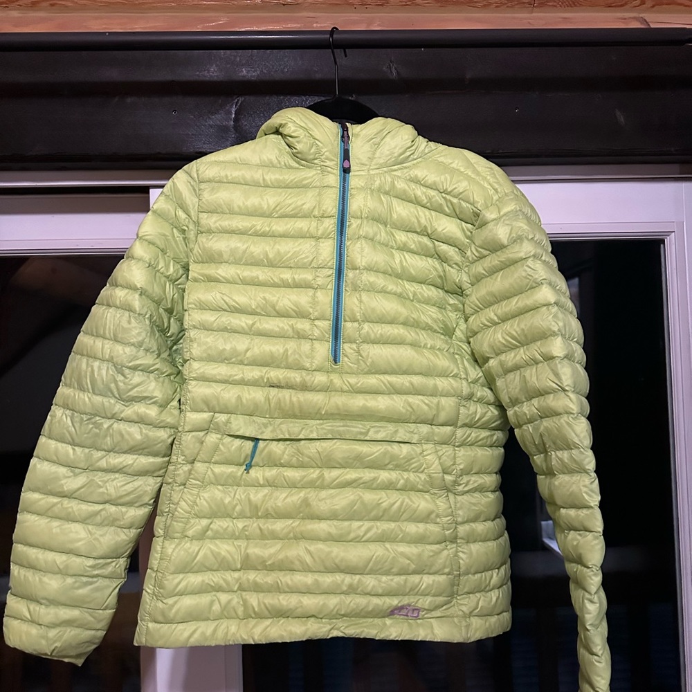 Stio pinion puffy jacket size medium